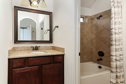 27 Tioga Place, Tomball, TX 77375 - Photo 29