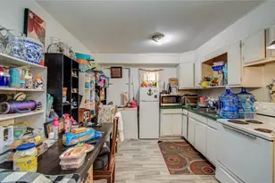 1108 W 9th St, Freeport, TX 77541 - Photo 7