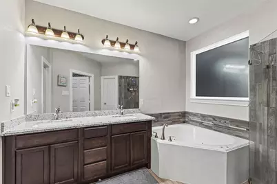 267 Freeman Boulevard, West Columbia, TX 77486 - Photo 15