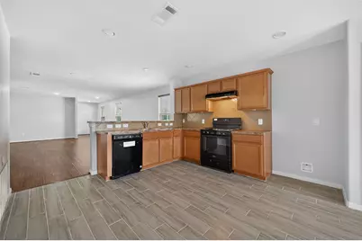 2730 Skyview Silver Drive, Houston, TX 77047 - Photo 15