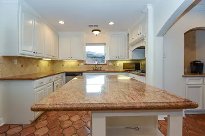 18603 Point Lookout Drive, Houston, TX 77058 - Photo 7