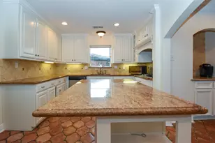 18603 Point Lookout Dr, Houston, TX 77058 - Photo 7