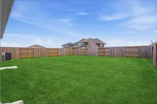 13206 Hayden Peak Dr, Iowa Colony, TX 77583 - Photo 27