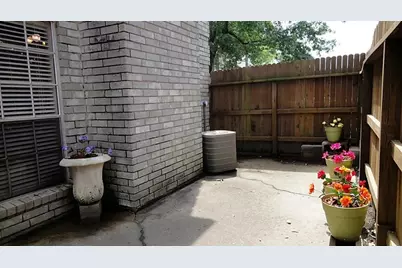 17465 Red Oak Drive #7465, Houston, TX 77090 - Photo 3