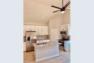 11907 Nelwood Street, Willis, TX 77318 - Photo 5