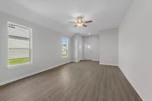 12239 Danza Dr, Willis, TX 77318 - Photo 3