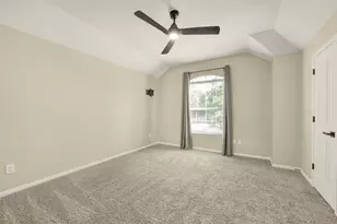 15730 Lake Loop Dr, Cypress, TX 77433 - Photo 29