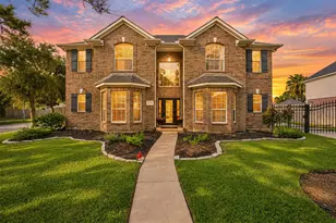 15730 Lake Loop Dr, Cypress, TX 77433 - Photo 3