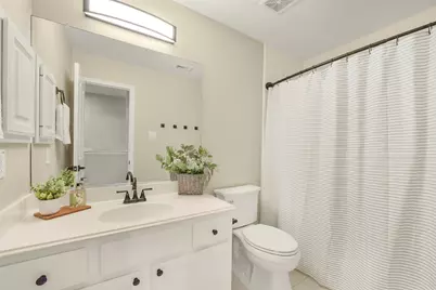 15730 Lake Loop Drive, Cypress, TX 77433 - Photo 39