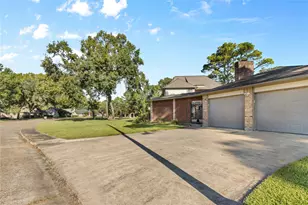 600 Nottingham Ln, Dickinson, TX 77539 - Photo 37