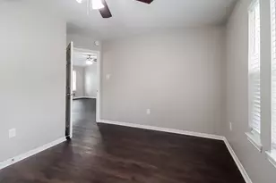 1818 Oak Ridge Dr, Kemah, TX 77565 - Photo 15