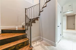 307 Snover St, Houston, TX 77007 - Photo 5