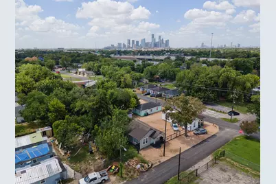 2712 Brewster Street, Houston, TX 77026 - Photo 27