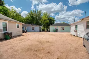 2712 Brewster St, Houston, TX 77026 - Photo 23