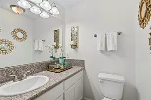 600 Wilcrest Dr, Houston, TX 77042 - Photo 9