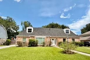 919 Longview Dr, Sugar Land, TX 77478 - Photo 1