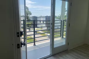 201 E 37th St, Houston, TX 77018 - Photo 27