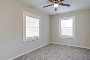 604 Ruth St, Baytown, TX 77520 - Photo 17