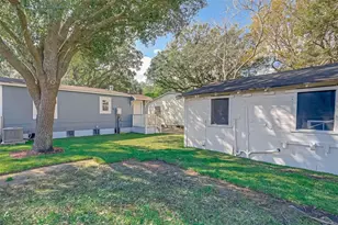 604 Ruth St, Baytown, TX 77520 - Photo 23