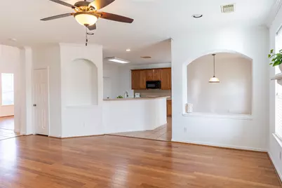 2109 Auburn Shores Drive, Pearland, TX 77584 - Photo 7