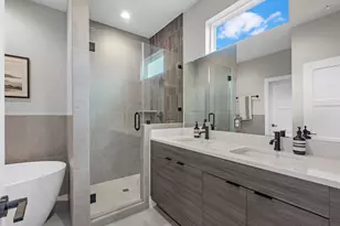 307 Charlock St, Houston, TX 77022 - Photo 15
