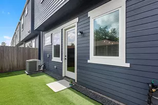 307 Charlock St, Houston, TX 77022 - Photo 5