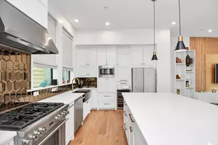 2303 Yupon St, Houston, TX 77006 - Photo 23