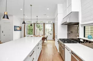 2303 Yupon St, Houston, TX 77006 - Photo 25