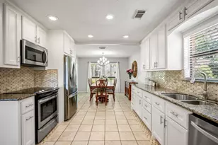15711 Downford Dr, Tomball, TX 77377 - Photo 7