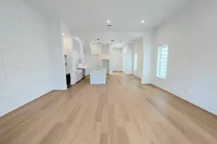 2630 Persa St, Houston, TX 77098 - Photo 5