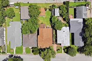 4721 Woodrow Ave, Galveston, TX 77551 - Photo 39