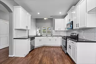 8946 Westfield Glen Ct, Houston, TX 77083 - Photo 15
