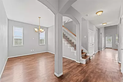 8946 Westfield Glen Court, Houston, TX 77083 - Photo 7