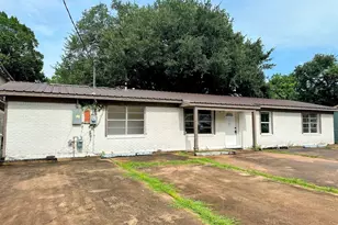 1713 Avenue M, Bay City, TX 77414 - Photo 1