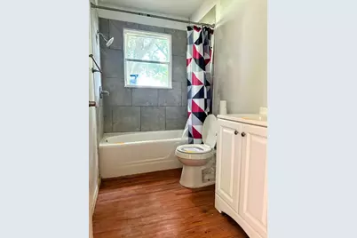 1713 Avenue M, Bay City, TX 77414 - Photo 9