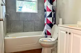 1713 Avenue M, Bay City, TX 77414 - Photo 9