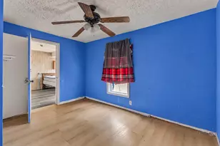 4027 Hollis St, Haltom City, TX 76111 - Photo 13