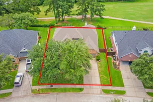 10702 Winding Green Dr, Humble, TX 77338 - Photo 49