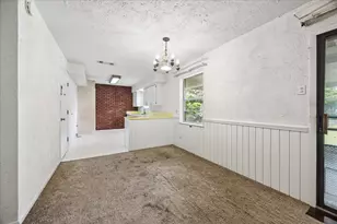 5818 Effingham Dr, Houston, TX 77035 - Photo 5