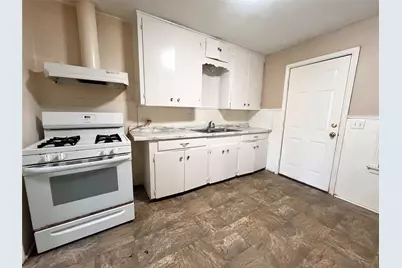 3519 4th Street, Bay City, TX 77414 - Photo 3