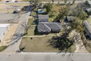1106 5th St, Hempstead, TX 77445 - Photo 47