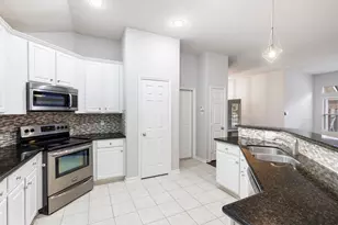 35 Auburn Path Dr, The Woodlands, TX 77382 - Photo 19