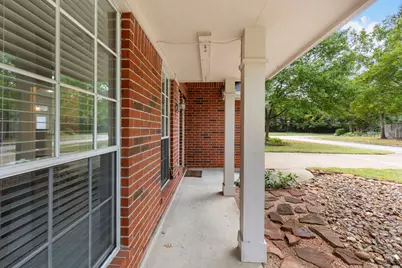 35 Auburn Path Drive, The Woodlands, TX 77382 - Photo 9