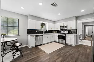 7280 Click Dr, Beaumont, TX 77708 - Photo 11