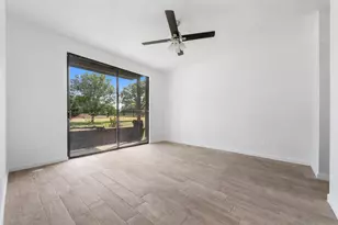 8253 Sands Point Dr, Houston, TX 77036 - Photo 11