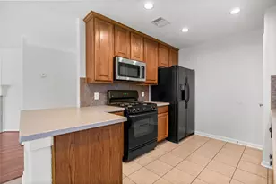 30235 Emerson Creek Dr, Spring, TX 77386 - Photo 5