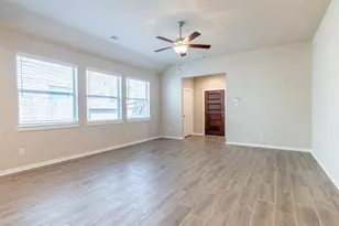 222 Crest Edge St, Montgomery, TX 77316 - Photo 9