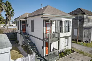 412 14th St, Galveston, TX 77550 - Photo 1