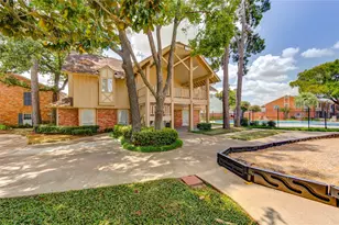 12710 Huntingwick Dr, Houston, TX 77024 - Photo 23