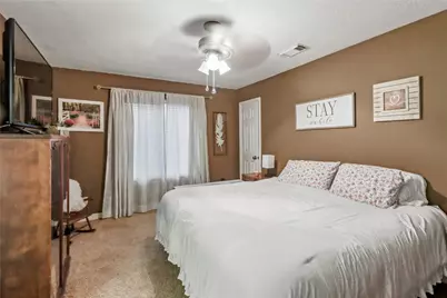 134 Strawberry Drive, Lake Jackson, TX 77566 - Photo 17